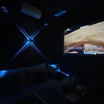 Kltownracingvrkaraoke14Pax